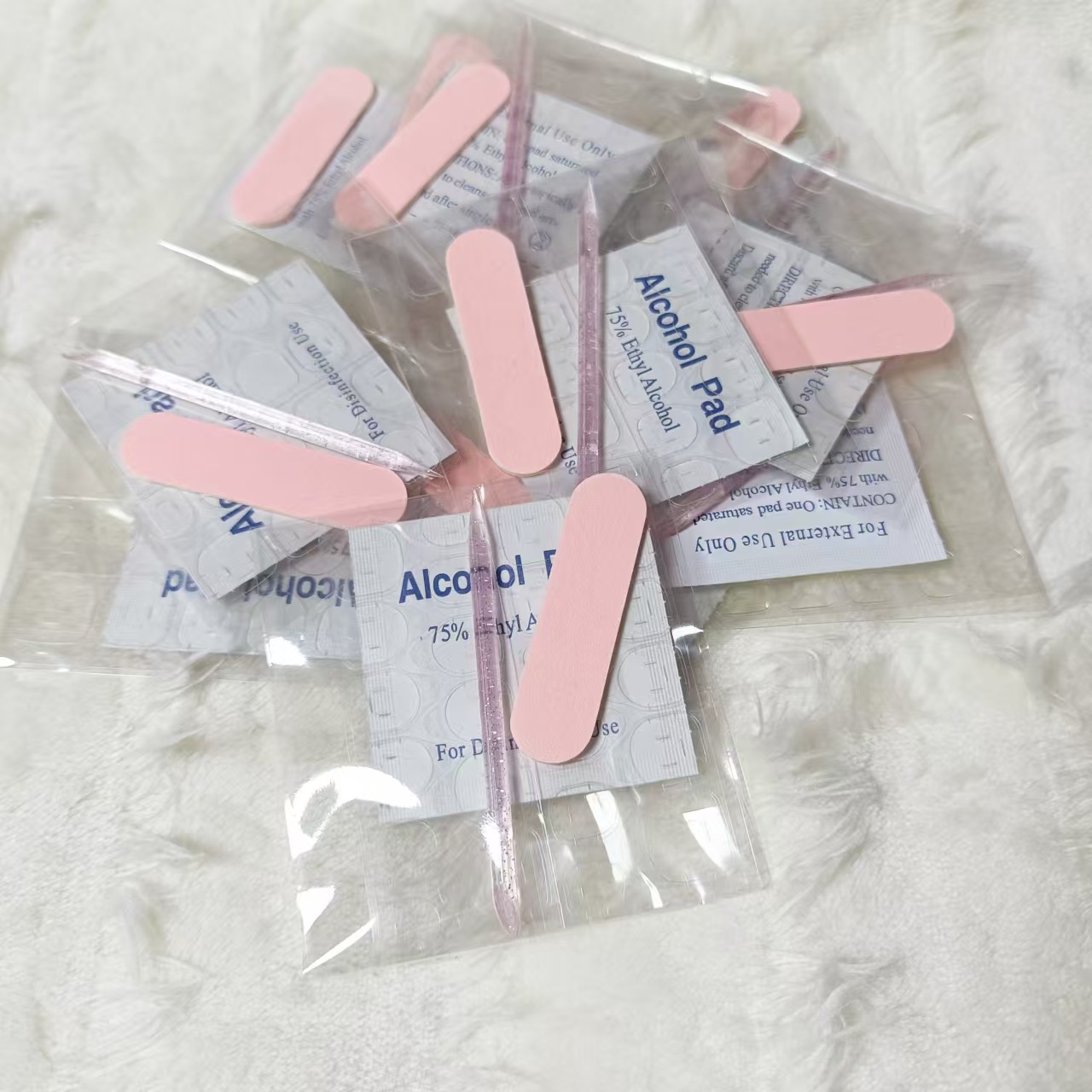 Wearing a four-piece kit alcohol cotton slices orange sticks double-sided jelly glue rubbing strip nail kit suit