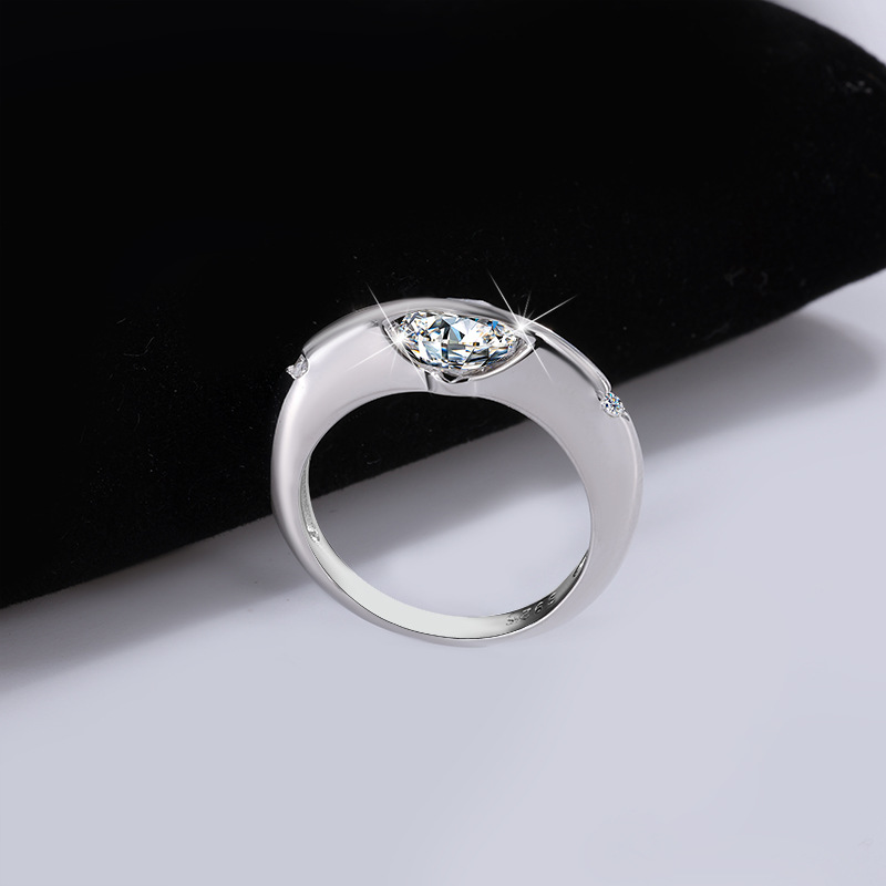 Cross-Border Hot Selling S925 Sterling Silver Moissanite Sparkling Constant Planet Surround Rotating High-End Female Ring Factory Wholesale