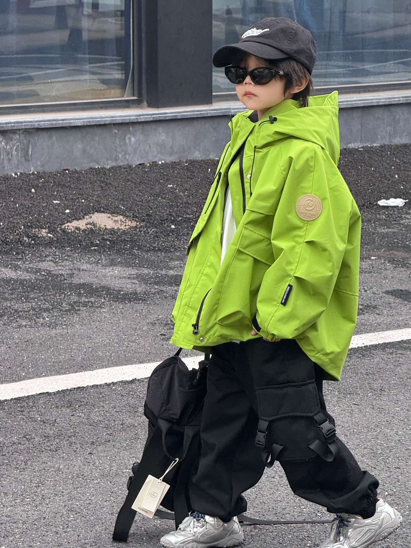 Children's Charge Clothes Spring 2025 New Korean Style Boys' and Girls' Middle and Big Children's Windproof and Waterproof Tooling Coat Trendy