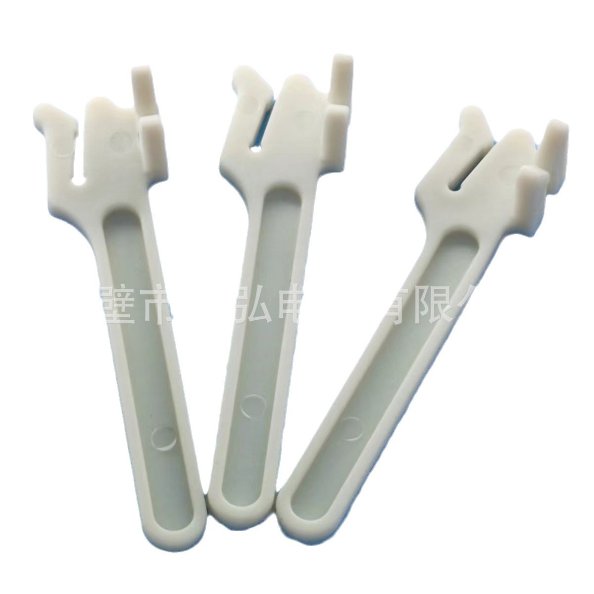 Automotive wiring harness tooling fixture harness binding rod white card binding fixture harness fixing rod