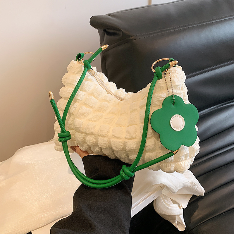 Pleated large capacity fashion Korean style solid color small fresh knotted shoulder strap small bag female 2024 new messenger bag female