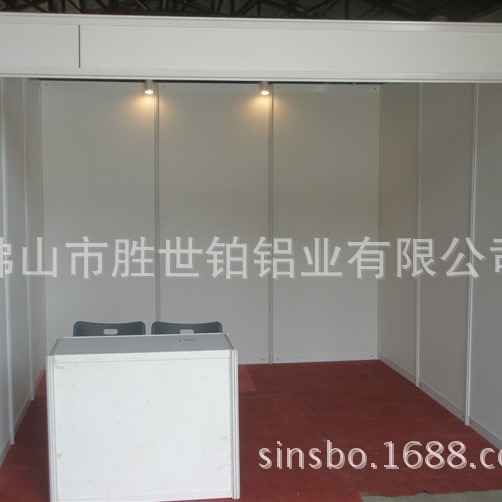 Foshan Manufacturer's Ready Stock 3*6 Standard Exhibition Booth Materials, Octagonal Pillars, Exhibition Partition, Clothing Exhibition Booth Equipment