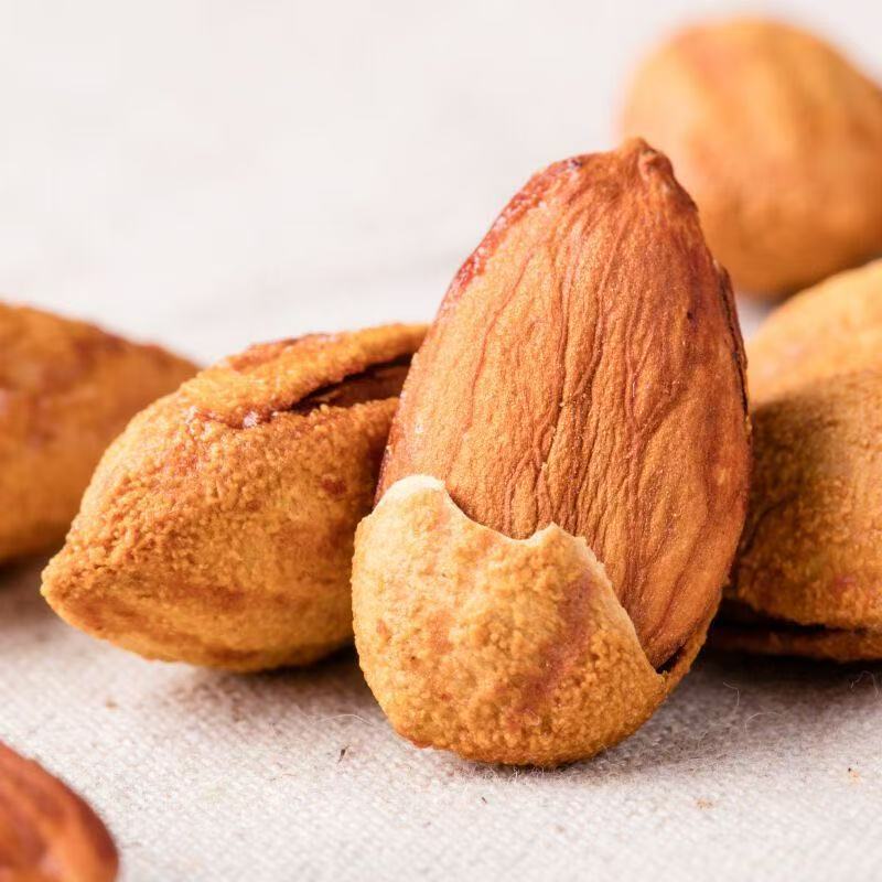 (New Date) Three Squirrels Hand Peeled Almonds 25G/Bag Almonds Pistachios Hawaiian Cashew Nuts