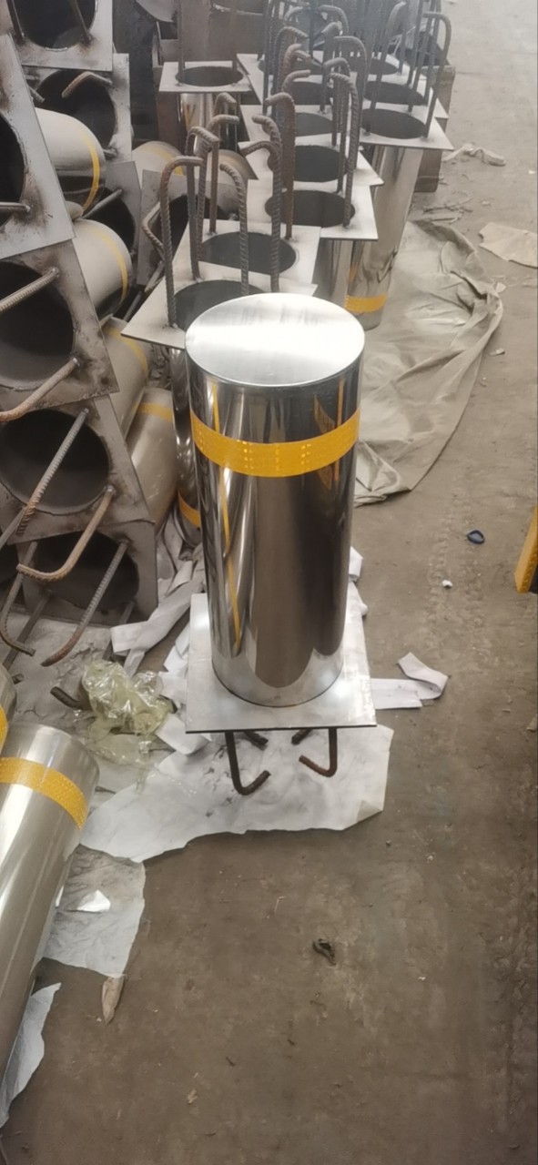 Stainless Steel Road Pile, Stainless Steel Car Stopper, Stainless Steel Car Stopper, Zhengzhou Stainless Steel Road Pile Factory