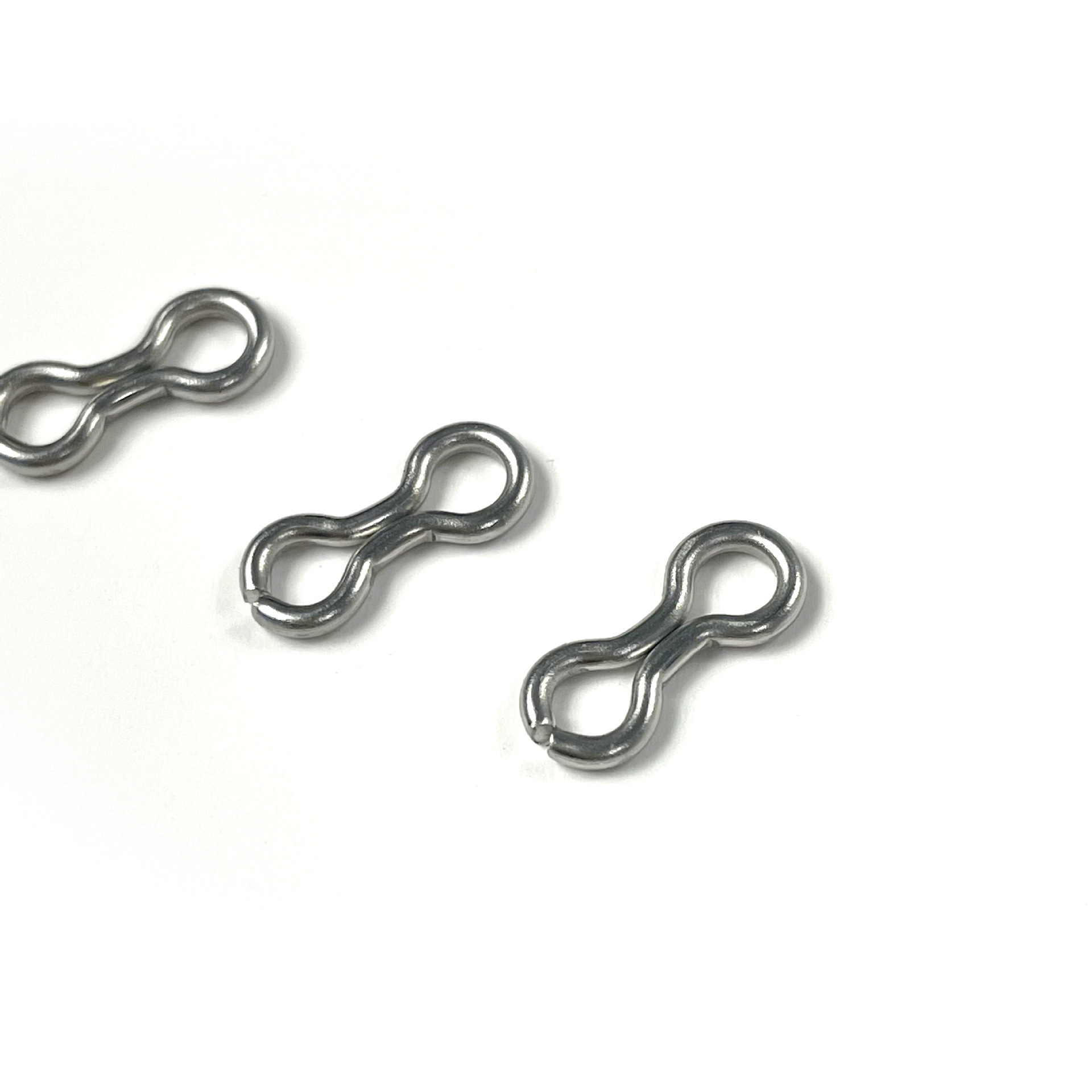 Luya Eight-Character Buckle Stainless Steel Eight-Character Ring Lead Pendant Artificial Bait Connector Iron Plate Keel Connection Ring Fishing Gear Accessories