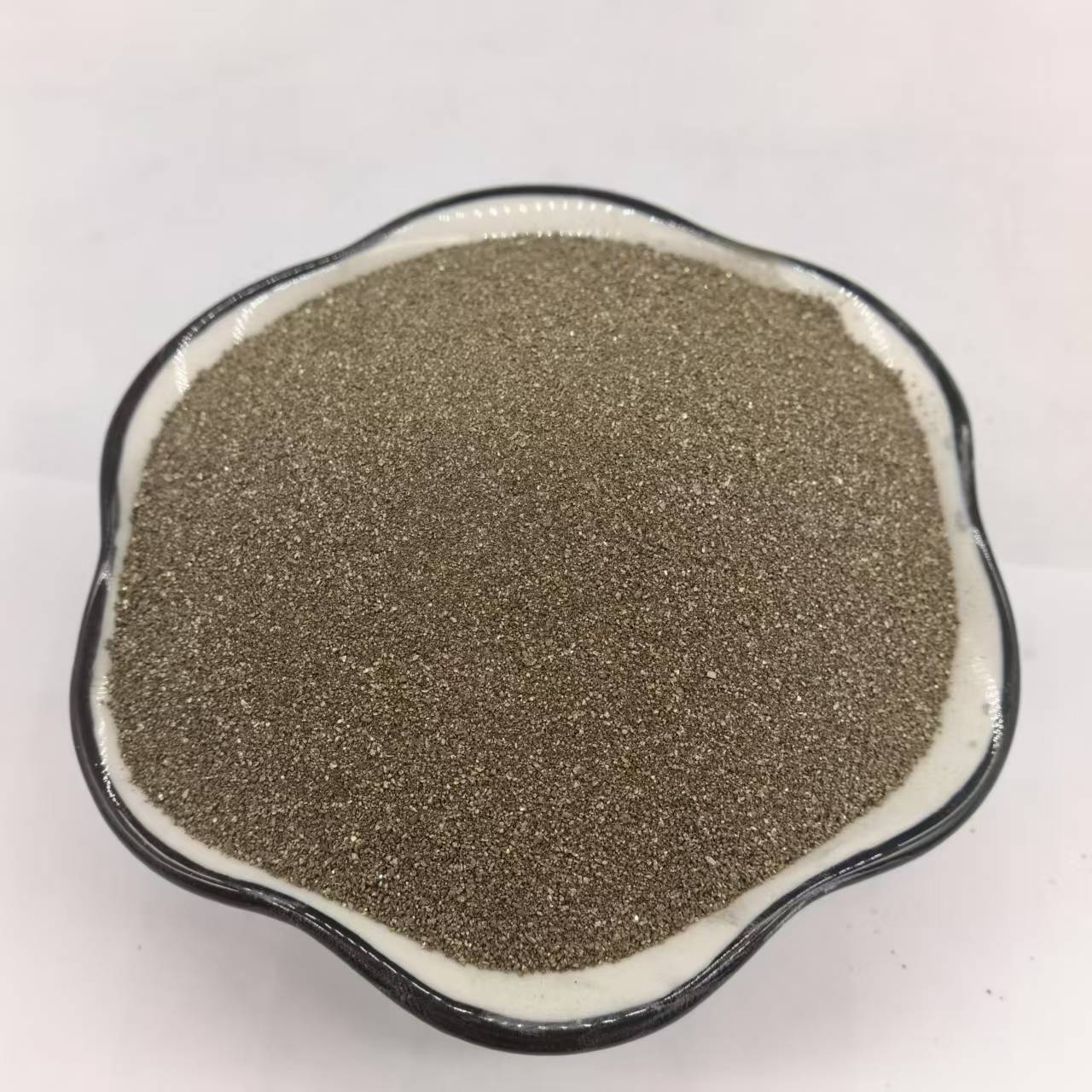 Iron Sulfide Powder Manufacturers Supply Sandblasting Rust Removal Counterweight Iron Sand Sewage Treatment Iron Sulfide Powder for Building Materials