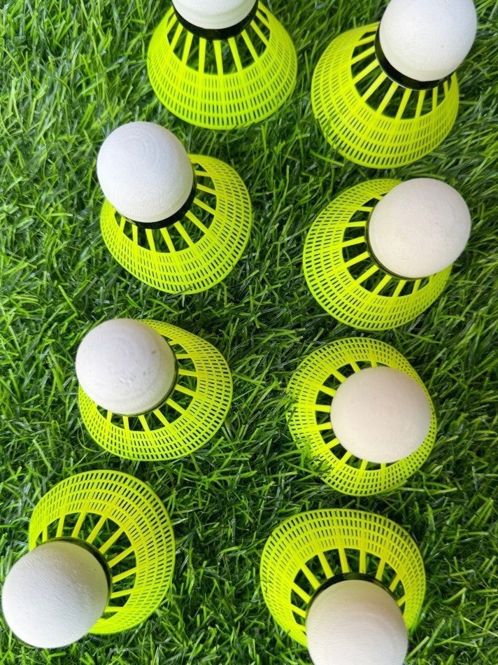 1 Yuan for One Fast Ball Nylon Ball