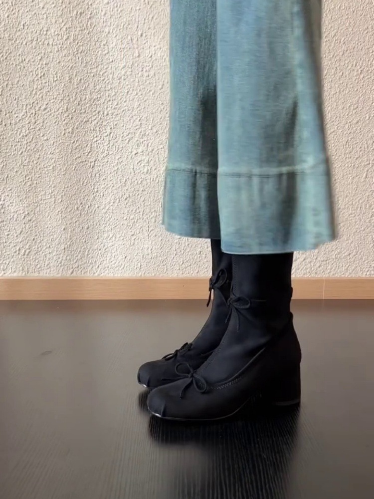 Sheepskin Version ~ Retro Ballet Style Thick Heel Slim Boots for Women 2025 Design Slimming Look Thick Heel Round Toe Versatile Short Boots