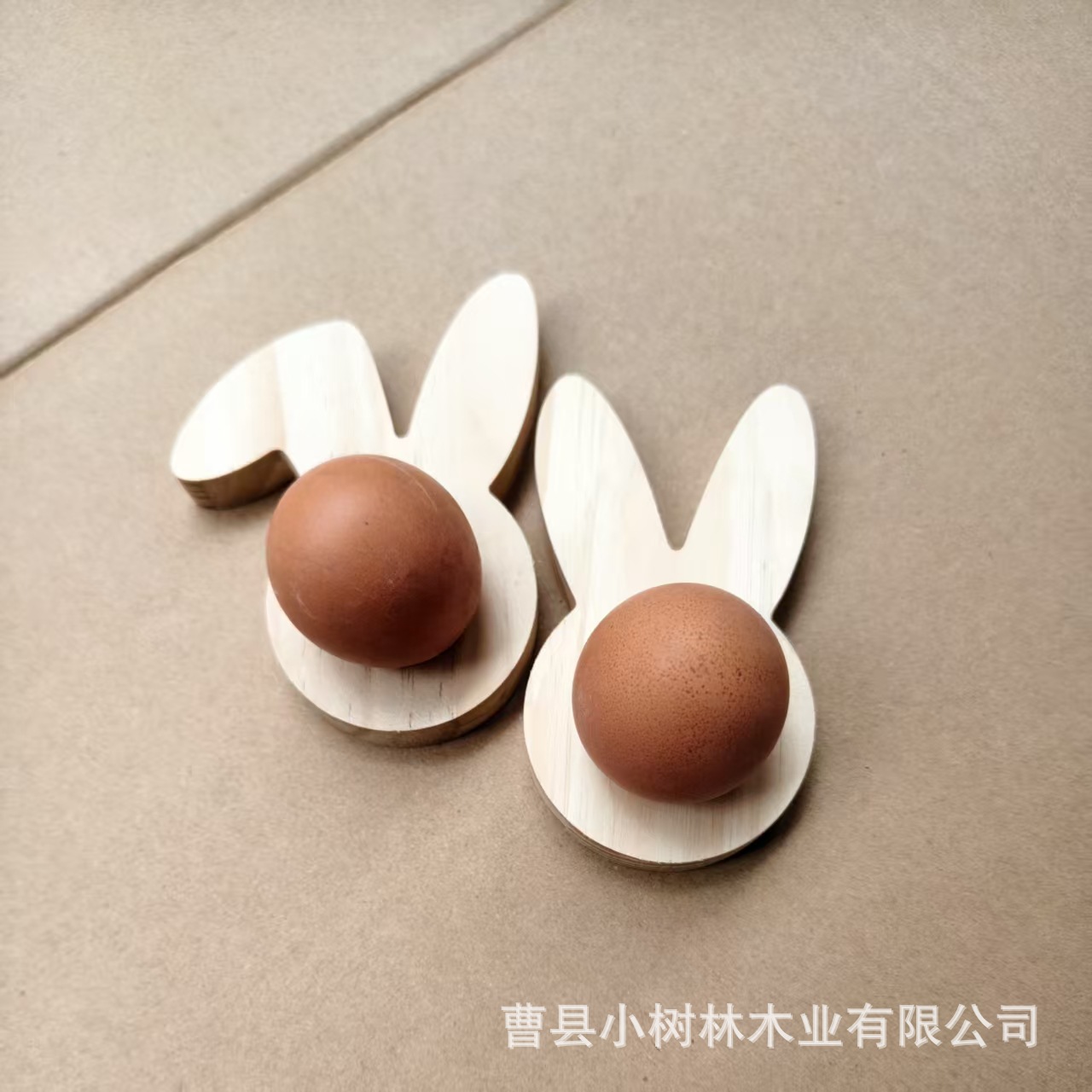 In-Stock Solid Wood Restaurant Breakfast Egg Holder Stand Wooden Kitchen Cooked Food Egg Rack Rabbit Ear-Shaped Egg Tray