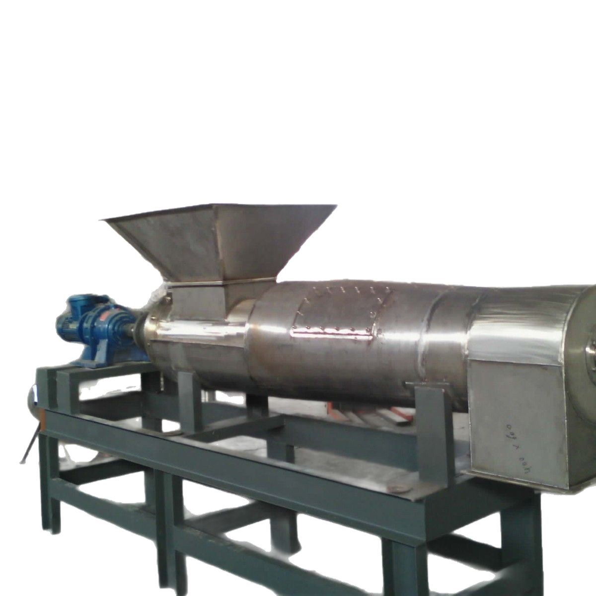 Shuanghe Squeezing Machine Has a Good Squeezing Effect and Has a Short Time. Extracts and Concentrated Dry Squeezing Machine. It Is a Good Partner and Durable