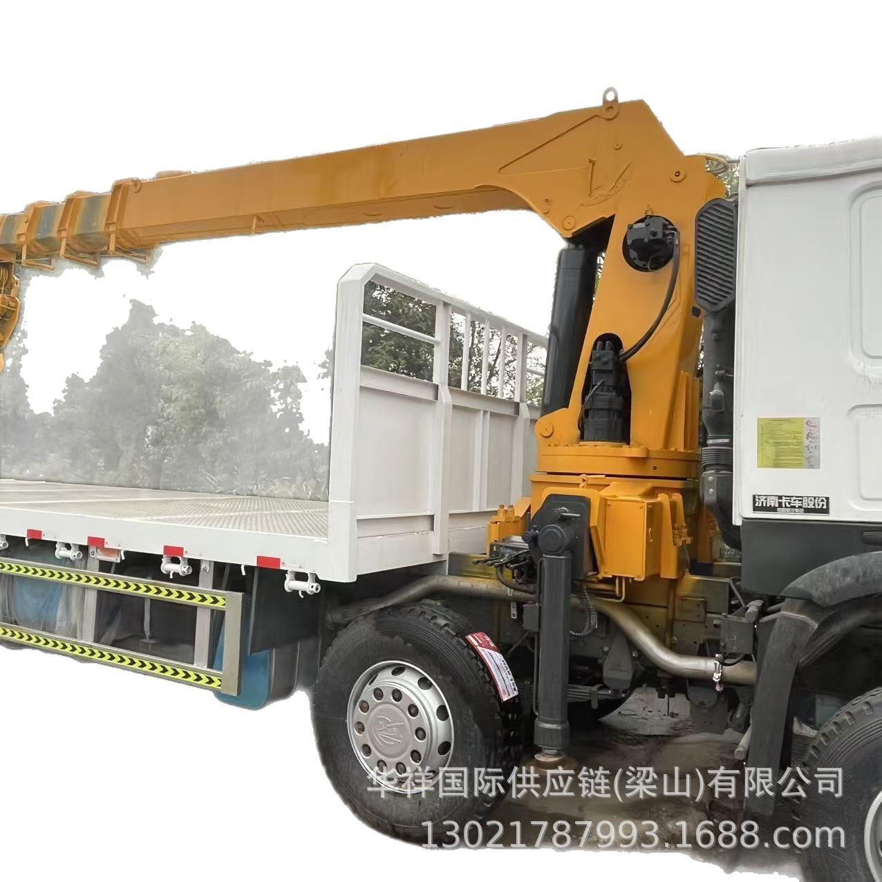 Exported to Africa Remanufactured Howo Dump Truck 10-Wheel 12-Wheel 371 Horsepower Straight Arm Mobile Crane Folding Crane