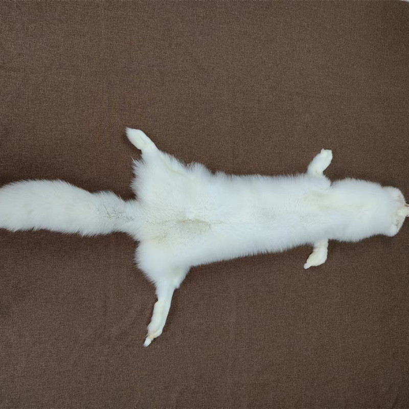 Wholesale whole fox fur blue fox fur white fox red fox primary color leather fur one living room bedroom fur decoration
