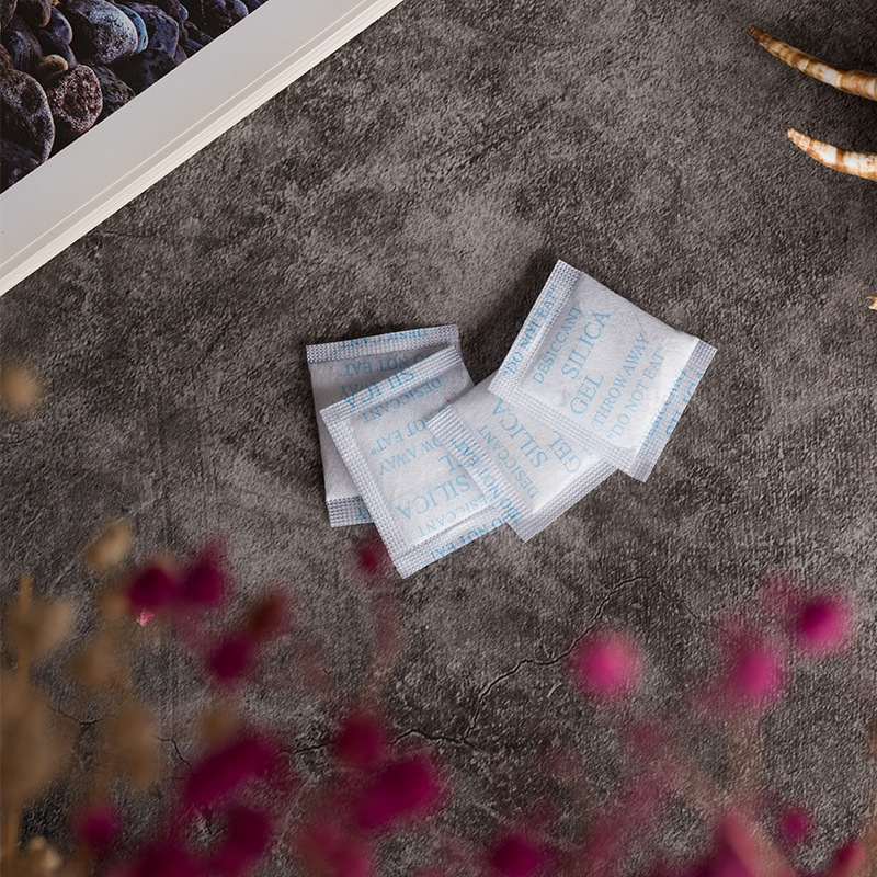 Silica gel desiccant wholesale non-woven transparent particles clothing hardware electronic multi-specification environmental protection moisture-proof desiccant