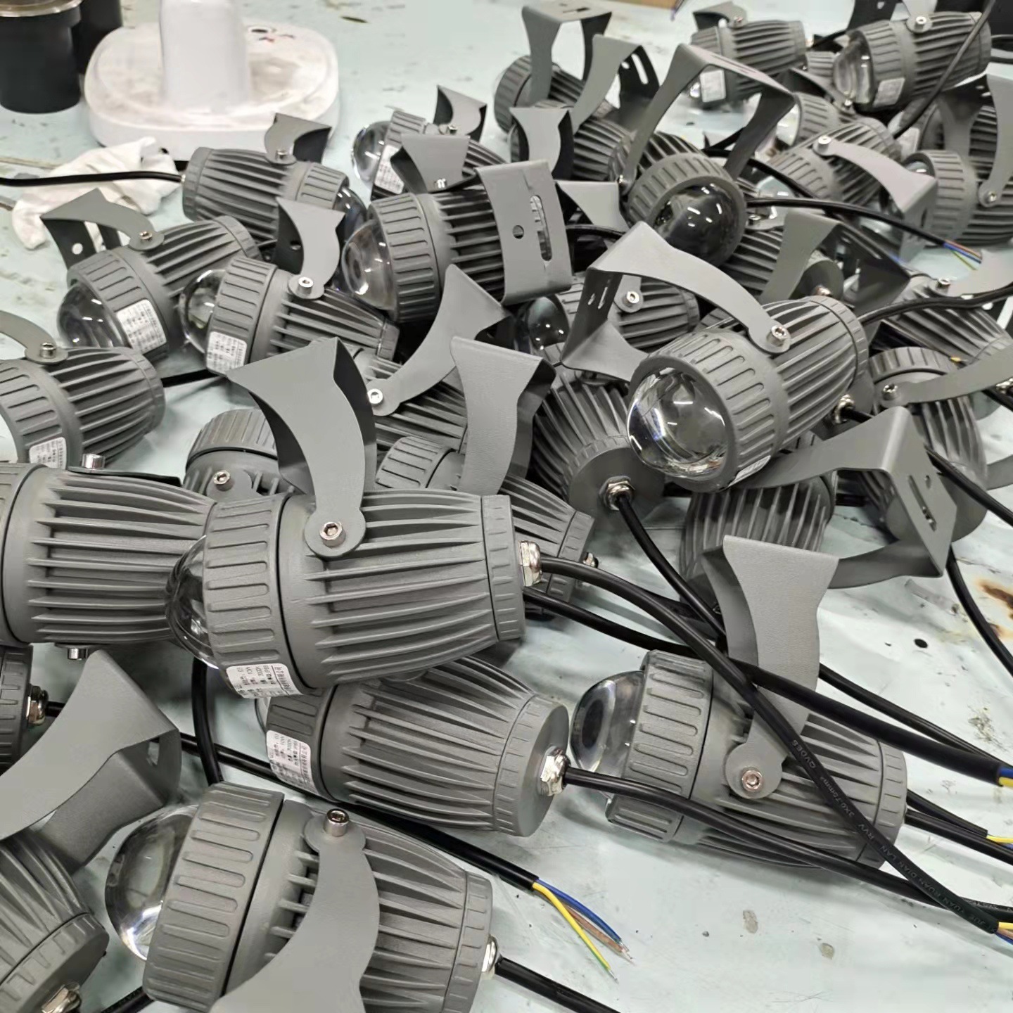 Led Beam of Light Spotlight Outdoor Waterproof High-Power Strong Light Floodlight Roman Column Projection Light Narrow Light