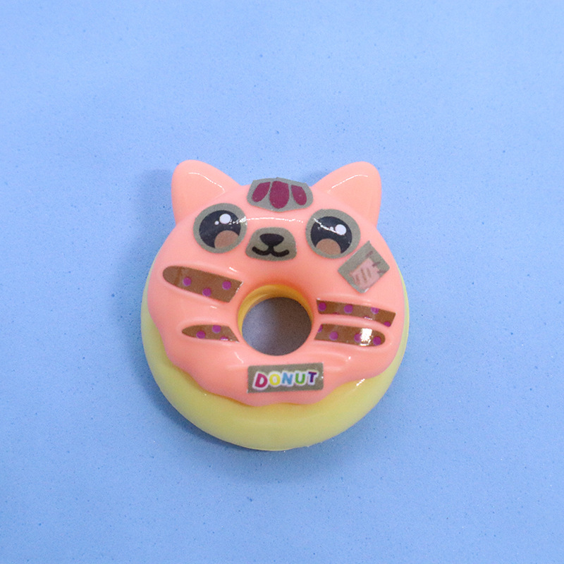 3.4cm Assembled Cartoon Donut