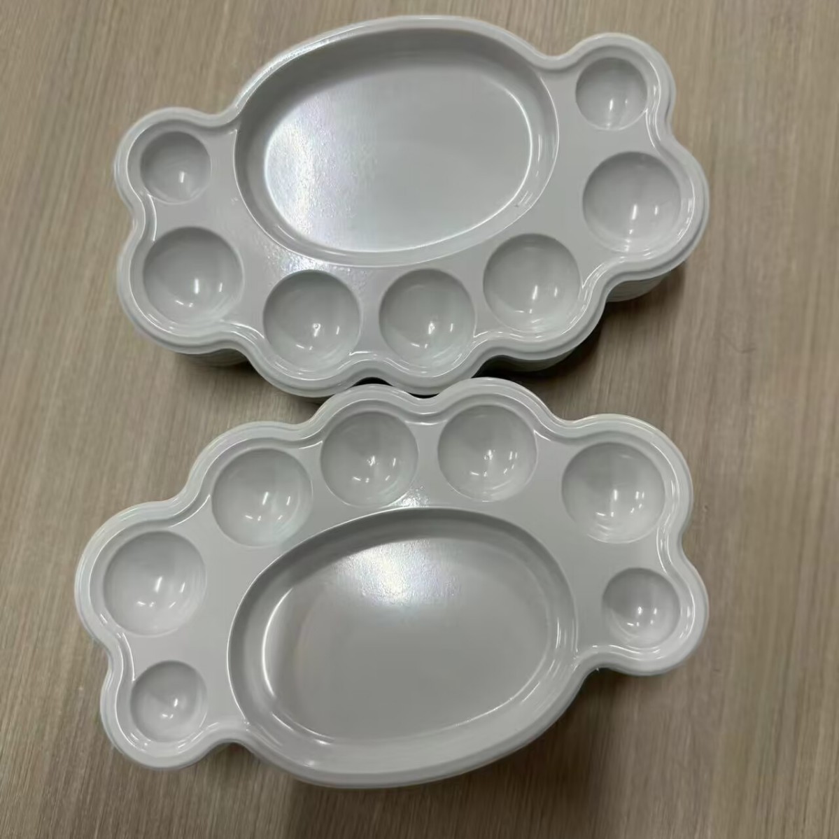 Disposable palette wash-free watercolor pigments children's painting art palette plum-shaped small feet paint tray