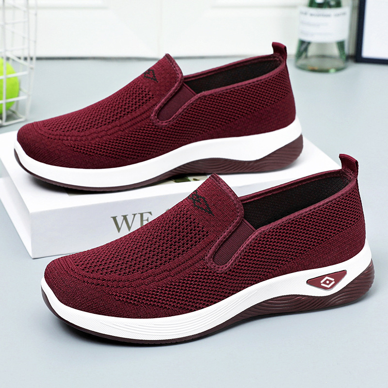 Women's Spring Shoes, Versatile and Comfortable, Old Beijing Cloth Shoes, Cross-Border Lightweight and Comfortable Casual Shoes for Middle-Aged and Elderly Mothers