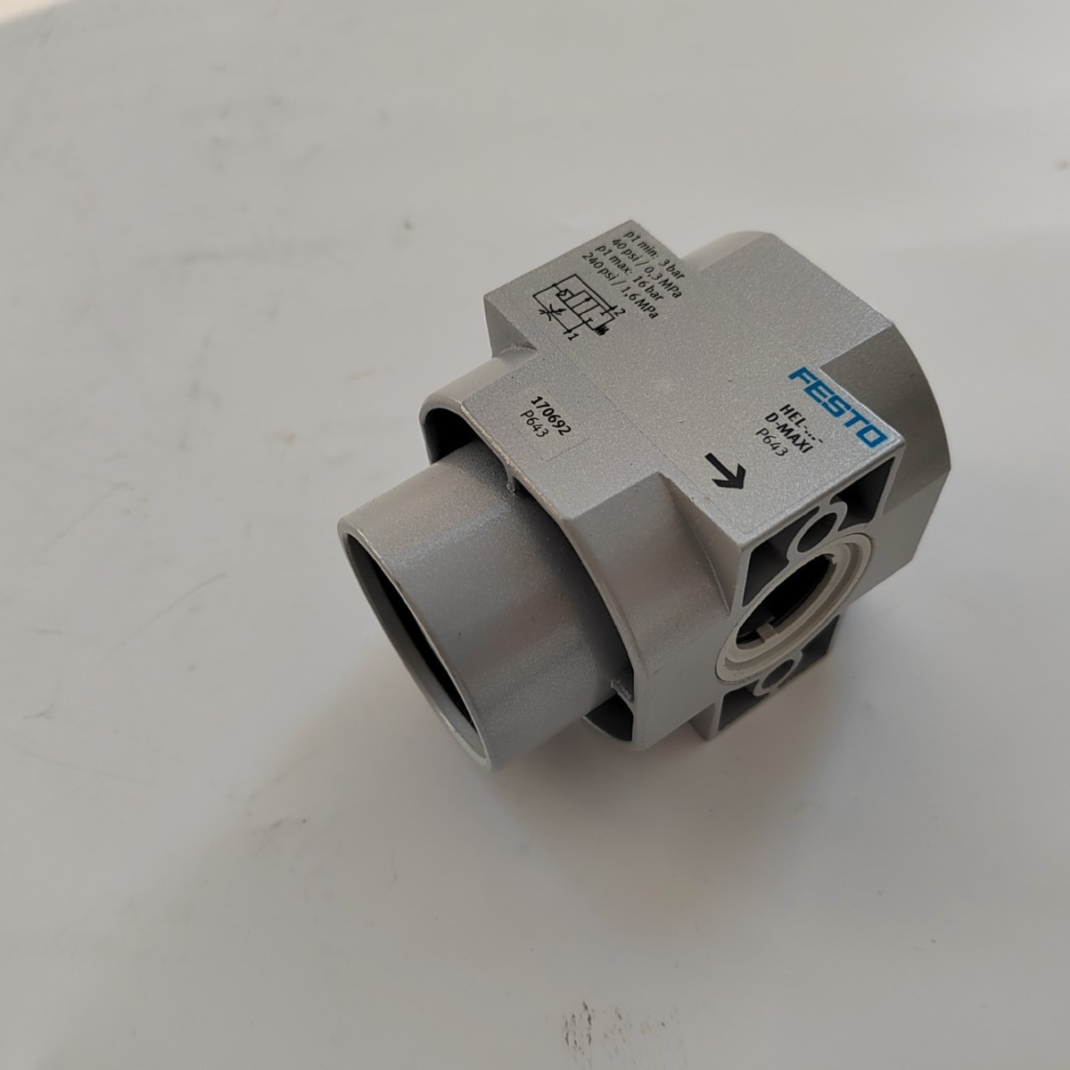 Немецкий переключающий клапан Festo Hel-D-Maxi 170692