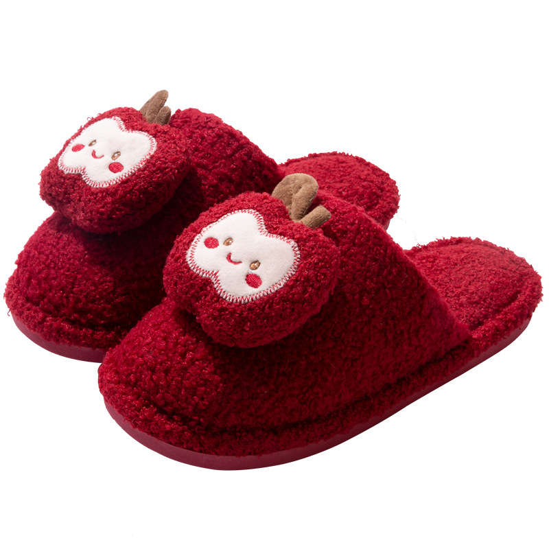 A Pair of Red Wedding Slippers for the Bride and Groom in Winter, Wedding Slippers for the Bride and Groom, Baotou Home Wedding Slippers for the Newlyweds