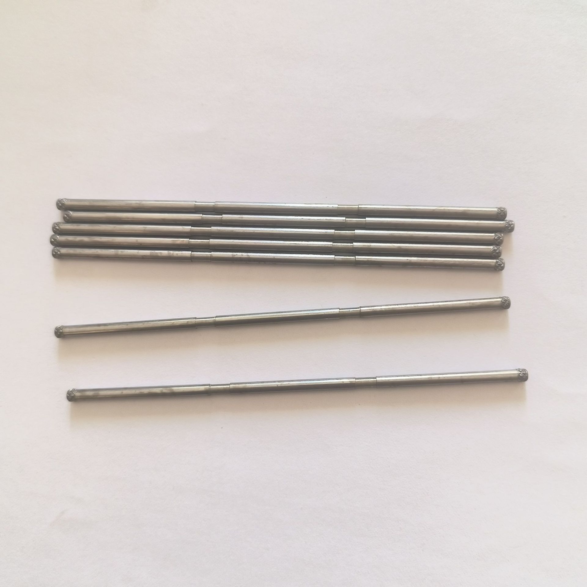 High-Speed Hair Dryer Five-Piece Hair Curler Shaft Lathe Parts Knurled Shaft Hair Curler Hardware Accessories
