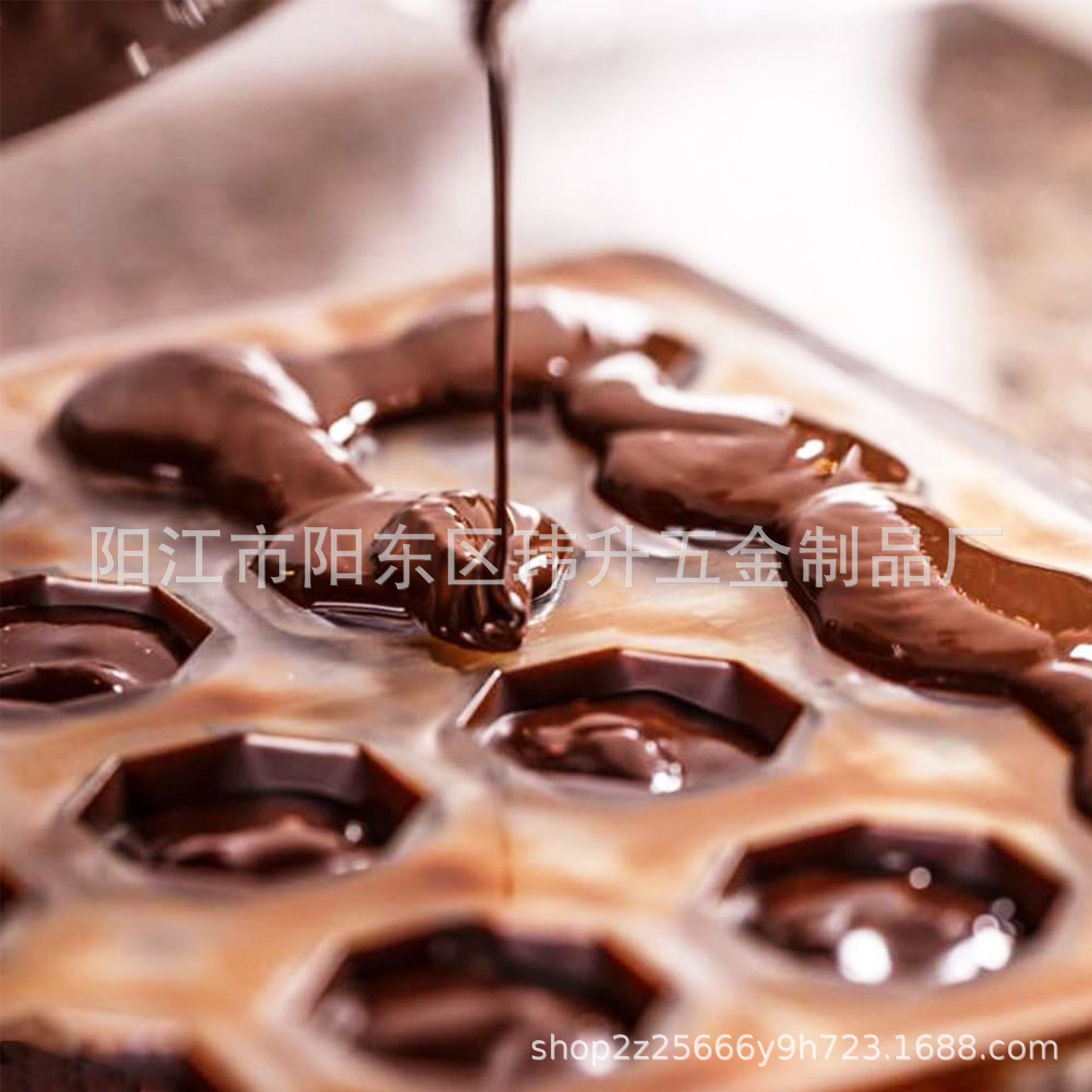 Hard transparent chocolate mold plastic polycarbonate candy inverted mold heart-shaped egg shape and other modeling manufacturers