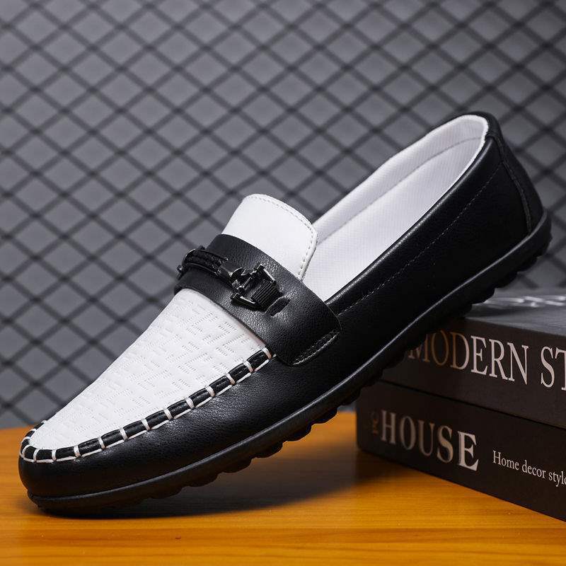 Autumn Men's Loafers Korean Style Trendy Small Leather Shoes Versatile Soft Sole Personalized Driving Casual Shoes Wholesale