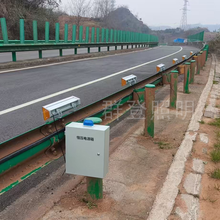 Road Engineering Low-Altitude Lighting Guide Guardrail Lights Highway Low-Altitude High-Light-Efficiency Anti-Glare Led Guide Lights