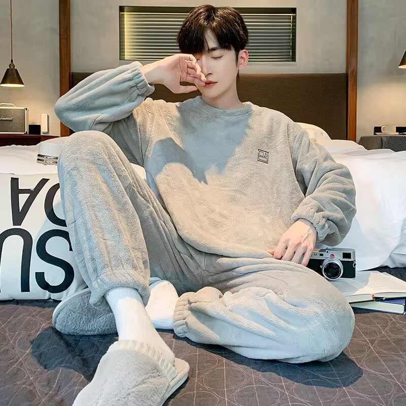 90kg Plus Size Pajamas for Men in Autumn and Winter, Thickened and Velvet-Lined, Long-Sleeved, Warm Pullover Home Wear Two-Piece Set