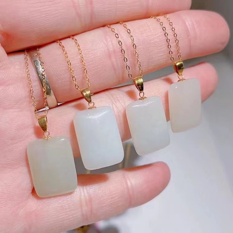 18K Golden Hetian Jade Pendant Natural Notheless Brand Fogong Four-leaf Clover Pendant Color White Kjin au750 Buckle