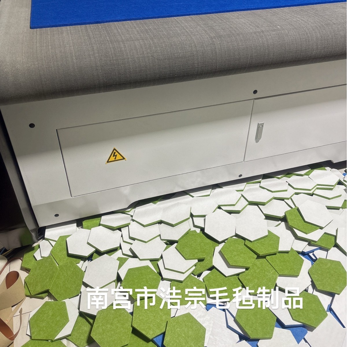 Jiugongge Felt Soundproofing Board Background Photo Wall Self-Adhesive Sound-Absorbing and Noise-Reducing Background Wall Decoration Felt Soundproofing Board