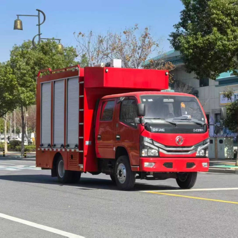 Спасательное освещение автомобиля Dongfeng Xiaodoli - двухрядный спасательный автомобиль - мобильный автомобиль для дренажа и помощи при наводнениях