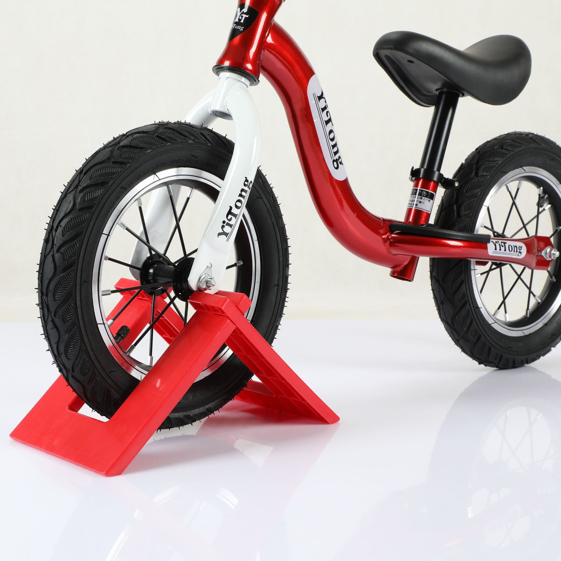 Children's balance car parking rack bracket sliding car holder bicycle parking display support frame 12-inch foot support