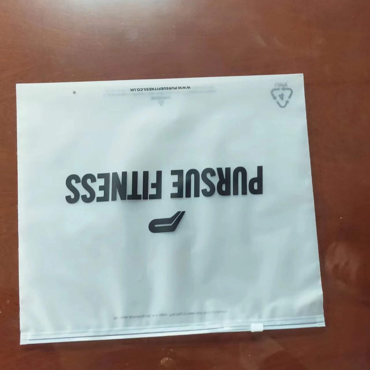 Customized Frosted Transparent Clothing Zipper Bag Clothing Packaging Pearlescent Film Pearl Cotton Plastic Packaging Zipper Bag Wholesale