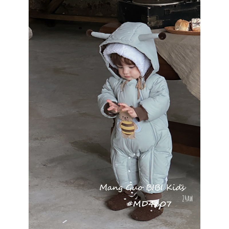 Baby down Jacket Newborn Jumpsuit for Male and Female Babies Going Out White Duck down Cartoon Little Bee Double Zipper