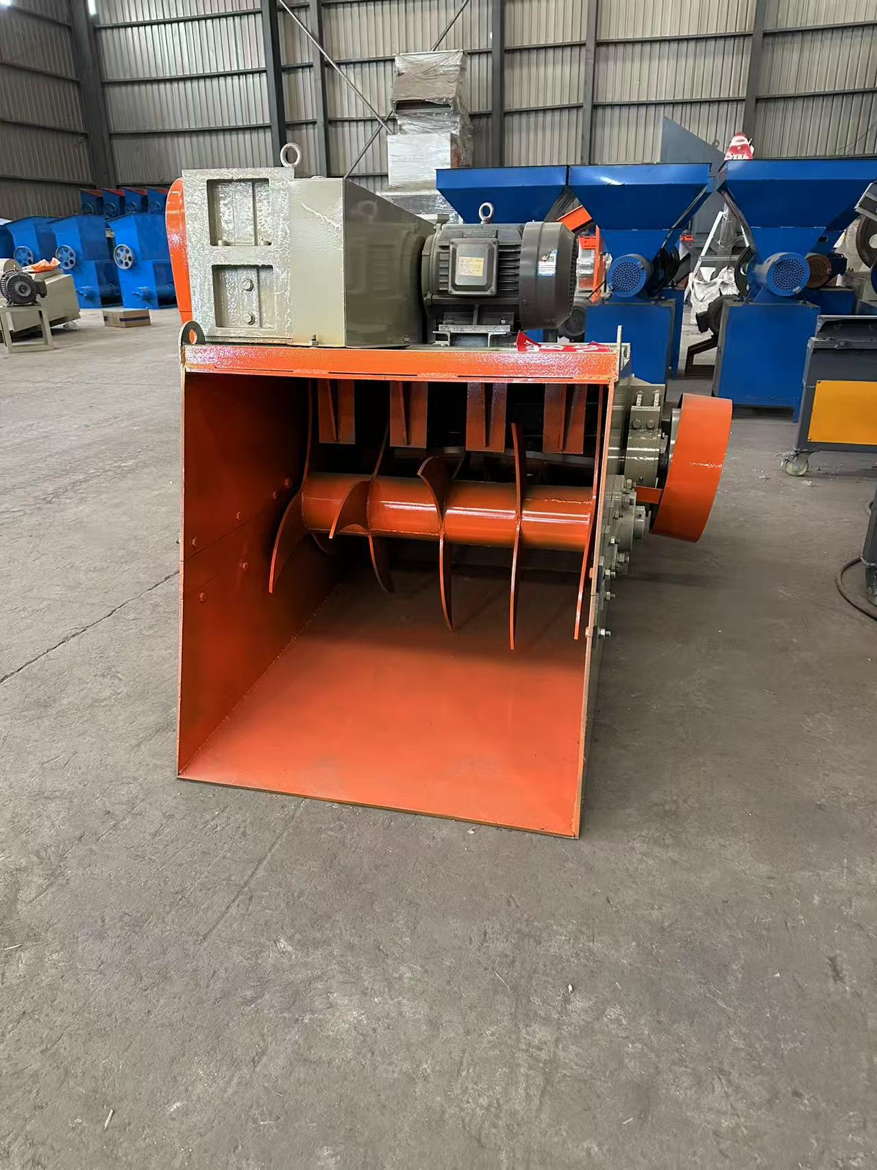 Шифан 400 кг Новый дробитель перлового хлопка Гранулятор отходов пены Перловый хлопок Сетчатый рукав Фильм Гранулятор