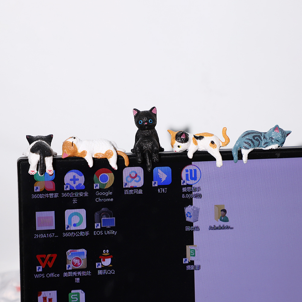 Миниатюрные милые фигурки котят для офисного стола, украшение для компьютера и центральной консоли автомобиля