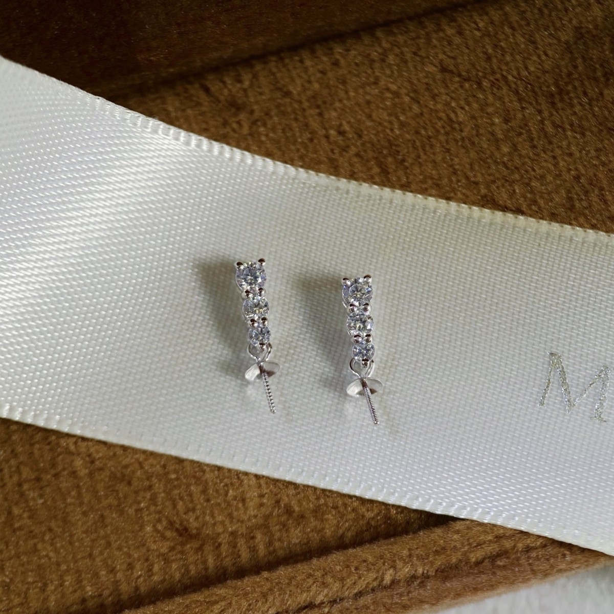 Platinum Pt900 Accessories Simple Vertical Design Pendant Zircon Inlaid Reference Beads 12-13mm