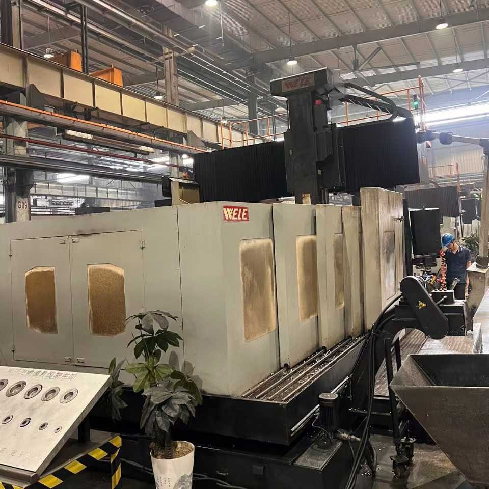 Handle Used Wei Li Lb-428Z Gantry Machining Center Spindle Speed 6000 in Stock