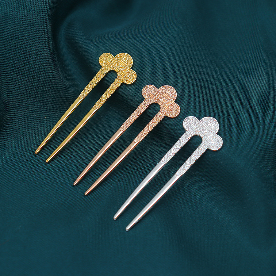 Alloy electrophoresis color-preserving mini double-sided semi-embossed bee cloud small U hairpin ancient style hanfu cheongsam step shake accessories