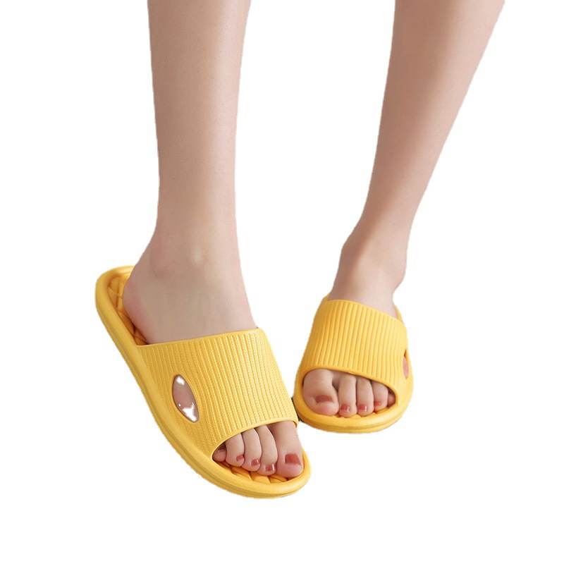 Stepping excrement feeling slippers wholesale household summer indoor home thick bottom deodorant couple home Bath bathroom slippers women