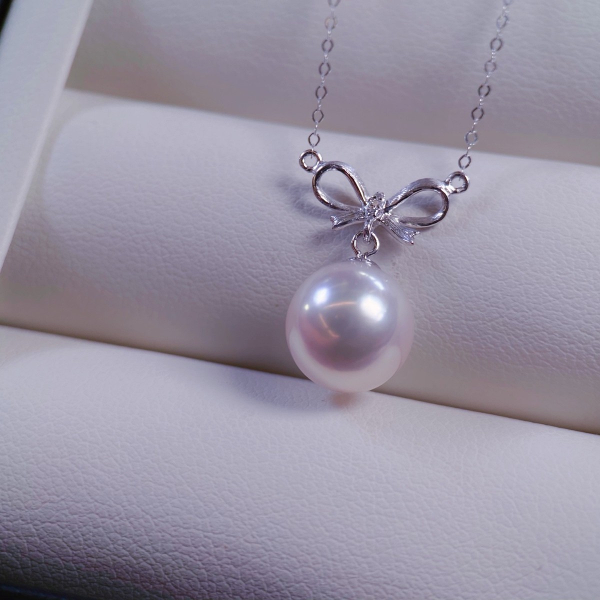 Platinum Pt900 Accessories Beautiful Girl Bow Chain Inlaid with Diamond D0.006Ct Reference Beads 9-10mm