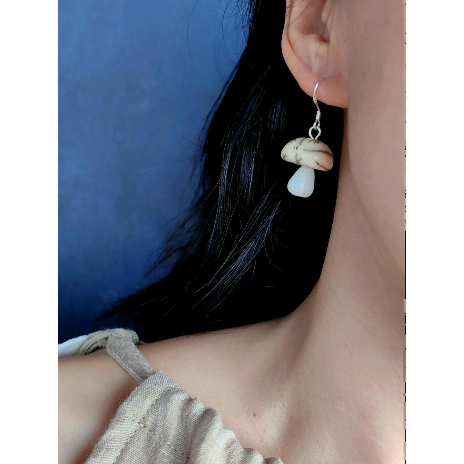 Original Plant Seed Mushroom Shape Silver Line Bodhi White Jade Bodhi Smart All-match Creative Handmade Earrings