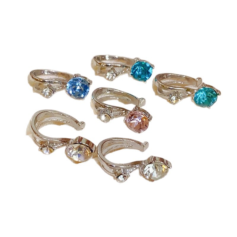 Small Bulb Ear Bone Clip Without Pierced Ears, Wearable Zircon Earrings for Women, High-End, Accessible Luxury, Sexy Ear Clip Ear Jewelry