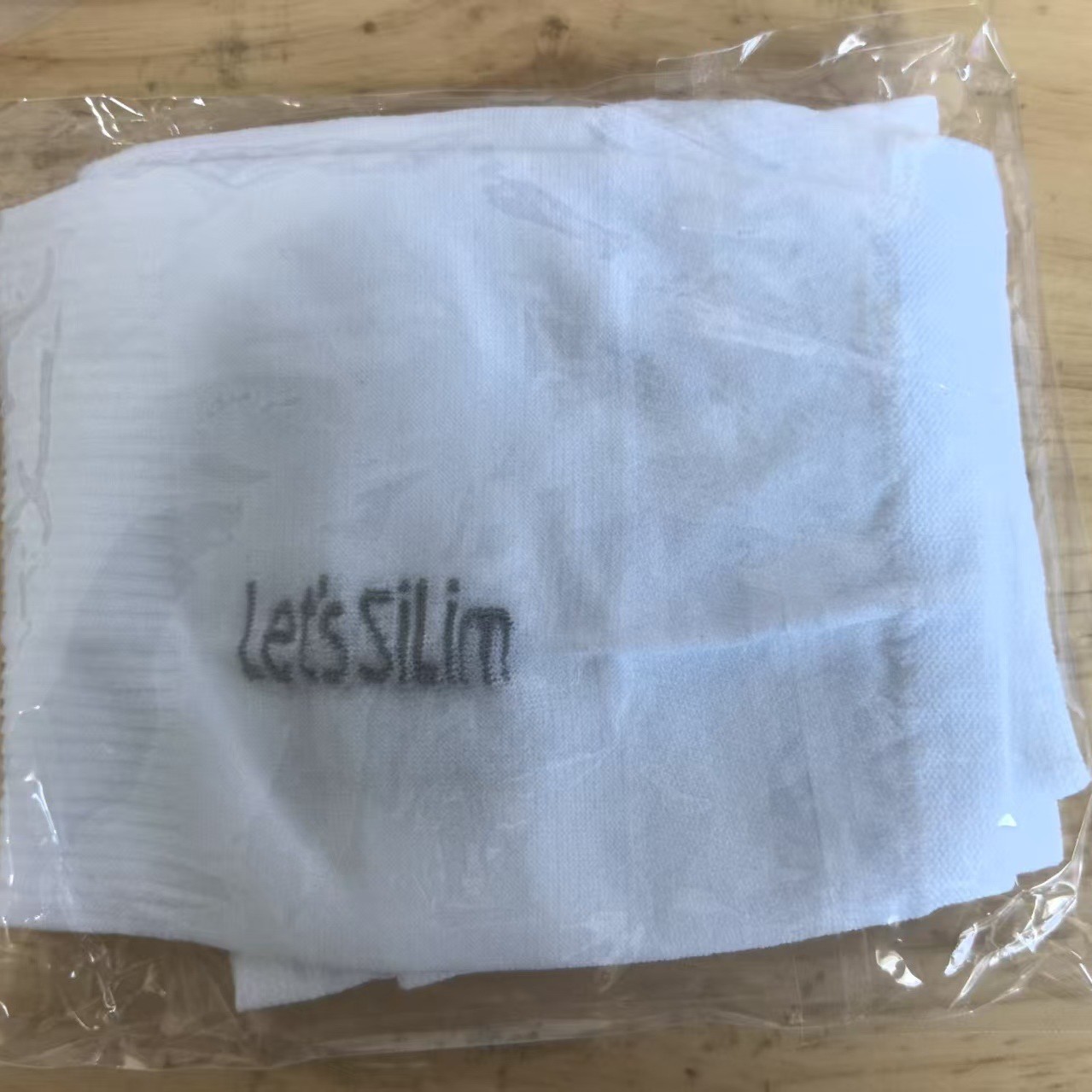 Ice Sleeves for Men and Women, Summer Outdoor Cycling and Driving Sleeves, Arm Guards, All-In-One Cool Ice Silk Sunscreen, Cheap