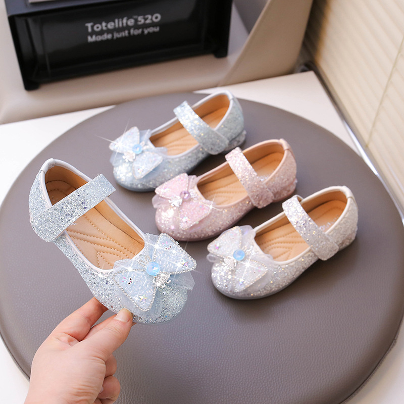 Туфли для девочек на осень 2025 года, маленькие, средние и большие, кожаные с бантом, для танцевальных выступлений, с пайетками