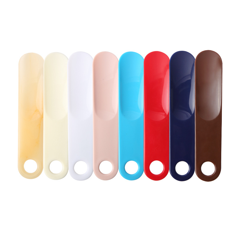 in stock wholesale lazy people wear shoes artifact shoehorn portable shoe extraction household shoe lifting device shoehorn for trademark