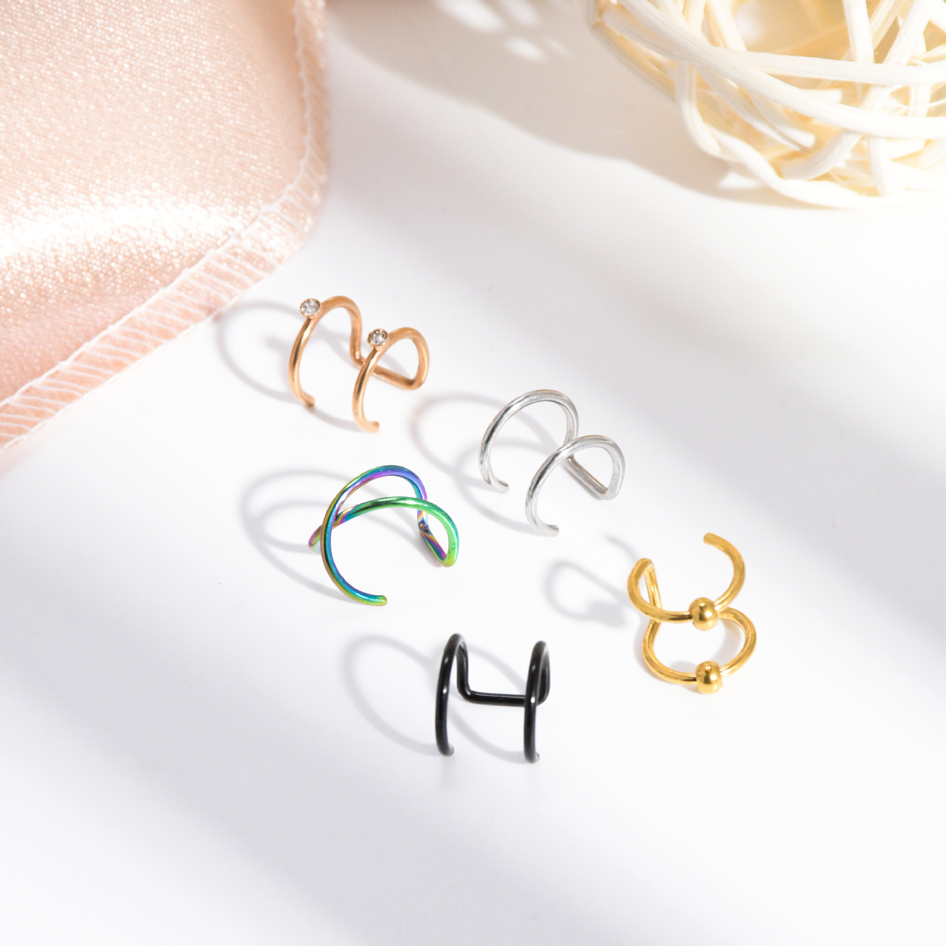 Factory Direct U-shaped double-layer ear clip No pierced ear bone nail punch-free lip ring personalized simple lip clip wholesale