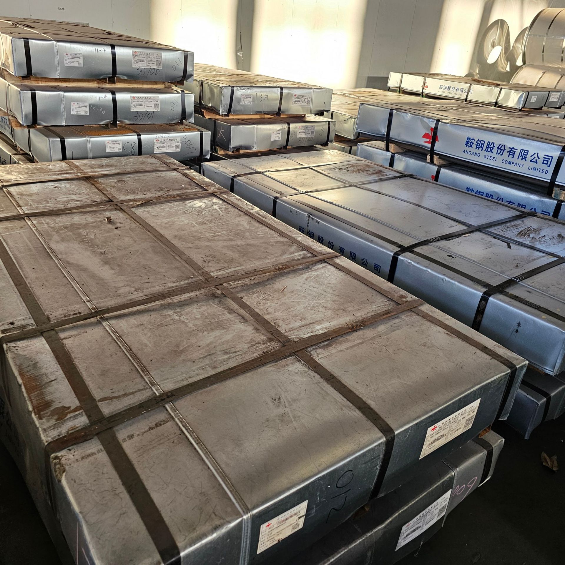 St12 Material Cold-Rolled Box Plate Is Available in Stock.鞍钢 Cold-Rolled Steel Plate 1-4 Thick Is Available in Stock for a Long Time