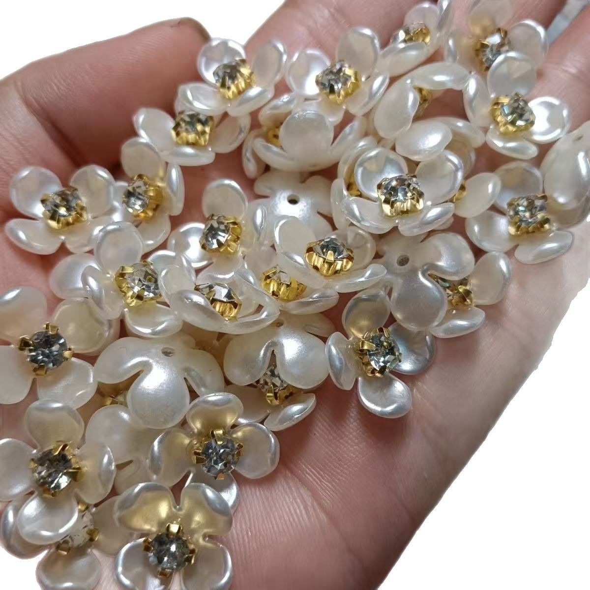 14mm Four-Piece Small Flower Gold Single Claw DIY Handmade Material Popular Hairpin Accessories Five-Petal Flower with Gold Diamond