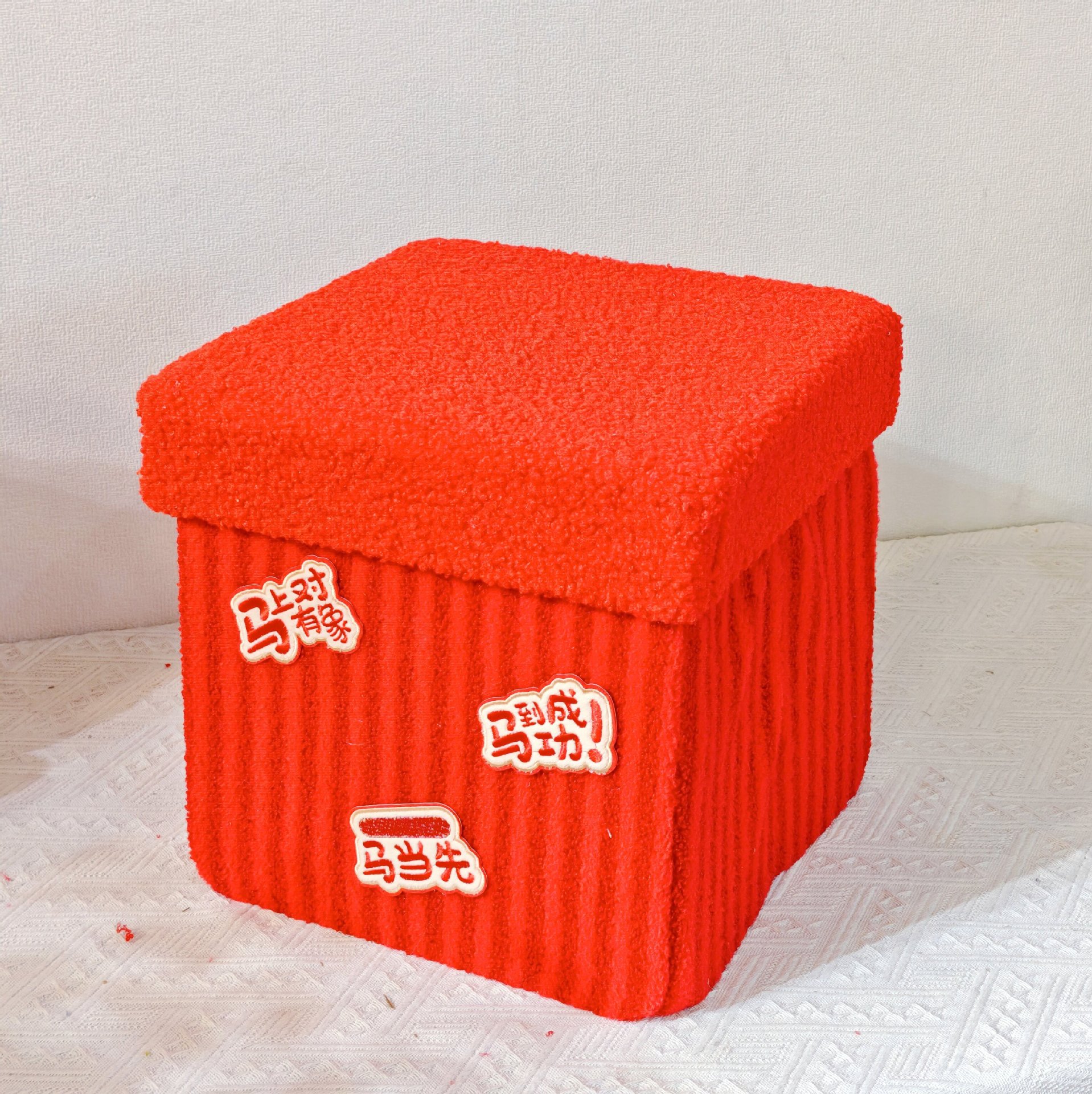 New Year of the Horse New European Style Creative Can Be Used as Desktop Storage Stool - New Year of the Horse New Year Exquisite Gift Box